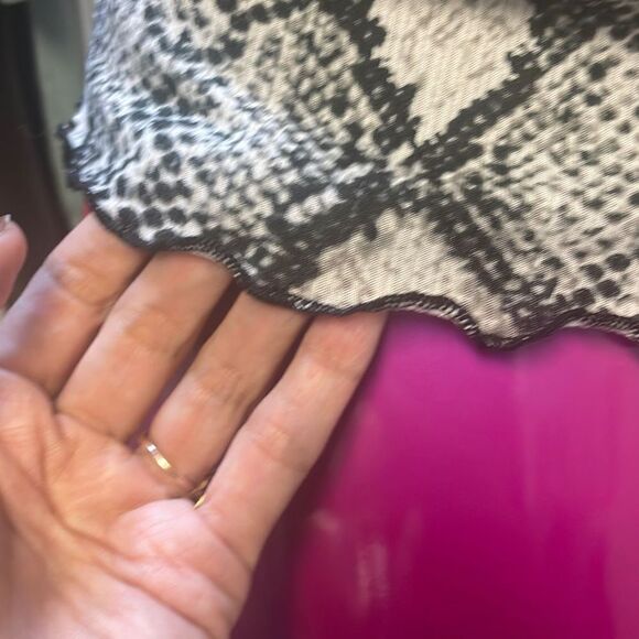 Caution to the wind snake skin print top - Picture 3 of 5